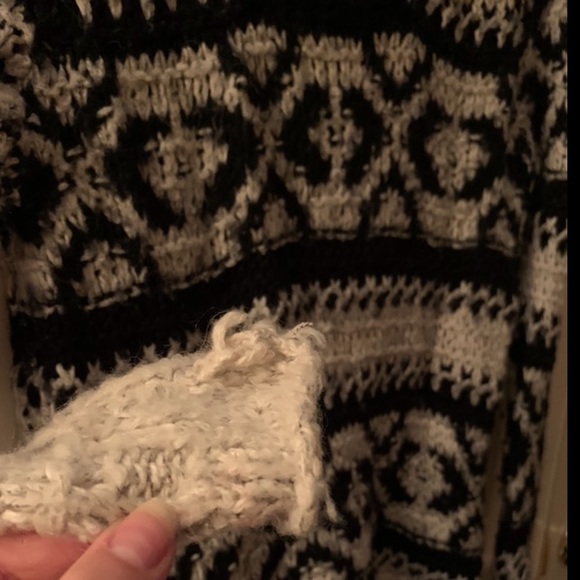 Free People Sweater - Picture 4 of 4